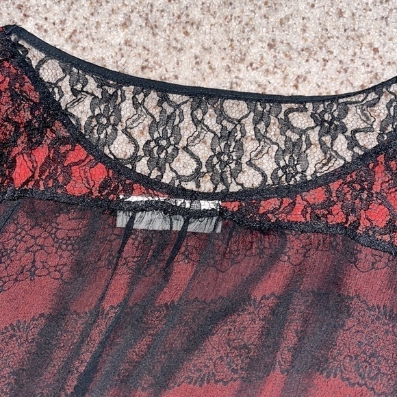 dream out loud red and black y2k dolman sleeve sheer top - Picture 6 of 8